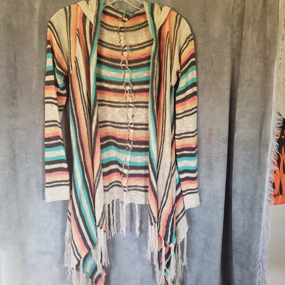 Rue 21 Very Lite weight Long Sweater - Picture 4 of 5
